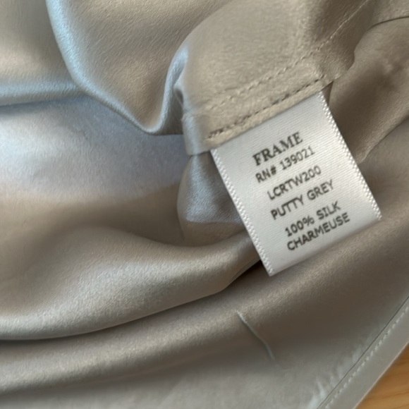 Light grey silk shell/ camisole by Frame - Picture 3 of 5